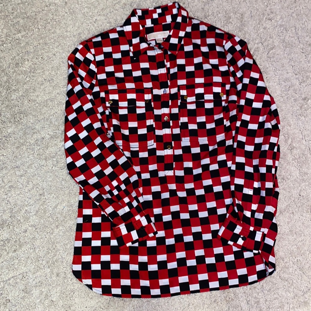Woman’s Michael Kors button down shirt. Size large